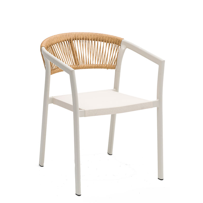 sillón Seúl blanco texturizado con asiento textilene blanco y respaldo en cuerda rope crema