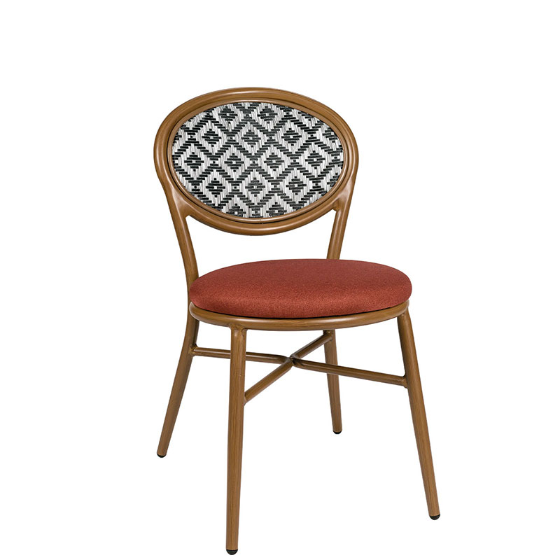 Silla Cracovia nogal claro respaldo soho tapizado terracota