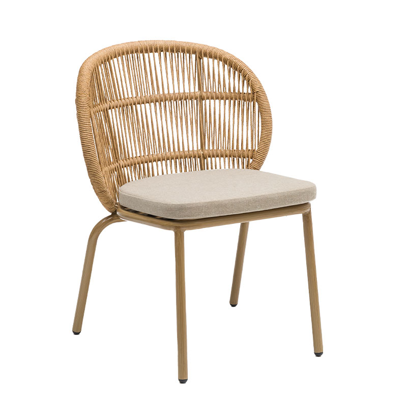 silla Malibú en aluminio deco roble natural y rope crema